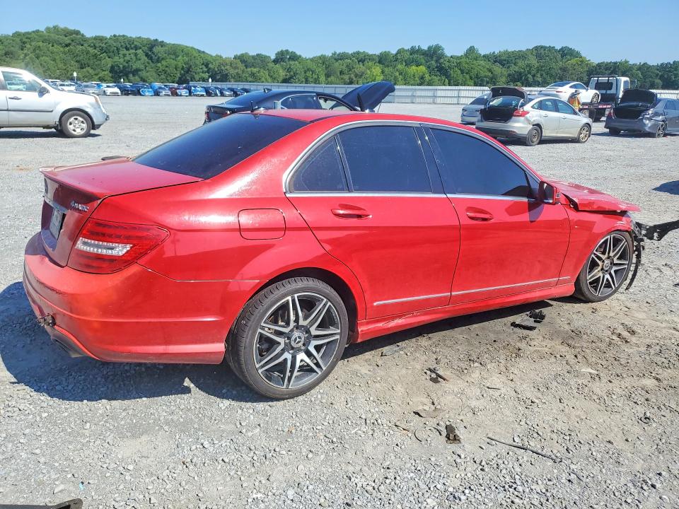Photo 3 from auction – 2013 MERCEDES-BENZ C with VIN WDDGF8AB4DA776391