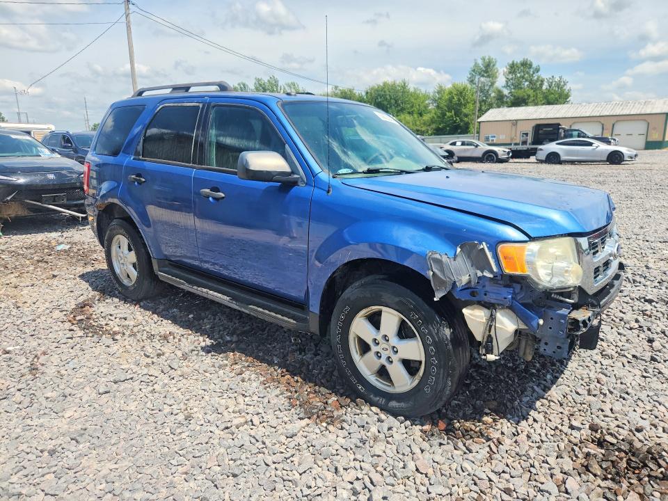 Photo 4 from auction – 2010 FORD ESCAPE with VIN 1FMCU9DG0AKB63441
