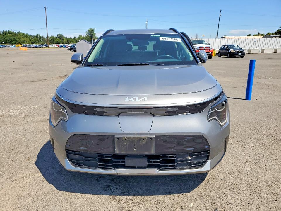 Photo 5 from auction – 2023 KIA NIRO with VIN KNDCR3L19P5029633
