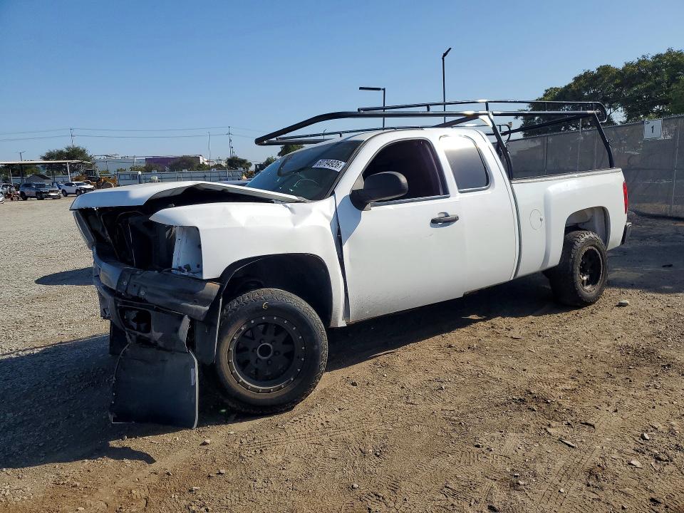 Photo 1 from auction – 2010 CHEVROLET SILVERADO with VIN 1GCSCPEA7AZ109580