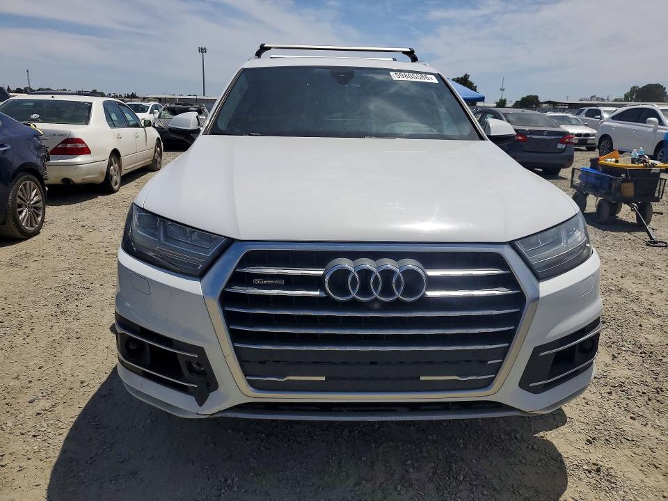 Photo 5 from auction – 2018 AUDI Q7 with VIN WA1VAAF70JD029189
