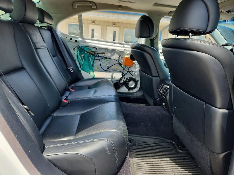 Снимка 10 от търг – 2013 LEXUS LS с VIN JTHGL5EF3D5049944