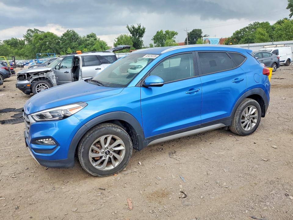 HYUNDAI TUCSON 2017 with VIN KM8J3CA27HU303967 - Photo from auction