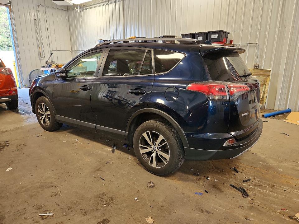 Photo 2 from auction – 2017 TOYOTA RAV4 with VIN JTMRFREV9HJ715993