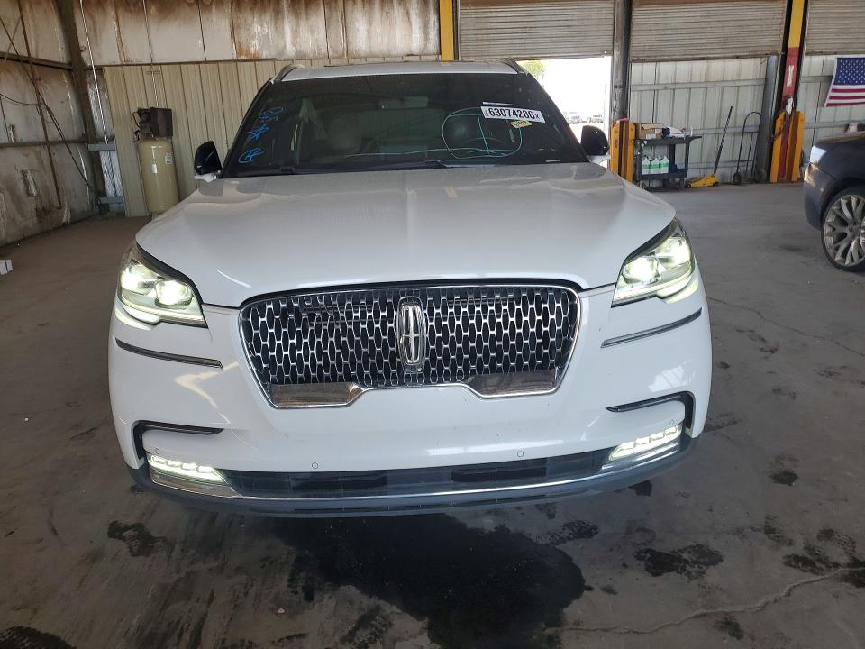 Photo 5 from auction – 2020 LINCOLN AVIATOR with VIN 5LM5J7XC7LGL32632