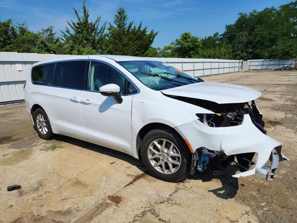 Foto 4 de la subasta – 2023 CHRYSLER PACIFICA con VIN 2C4RC1BG8PR607598
