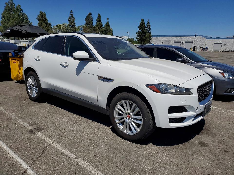 Photo 4 from auction – 2019 JAGUAR F-PACE with VIN SADCK2FX0KA398741