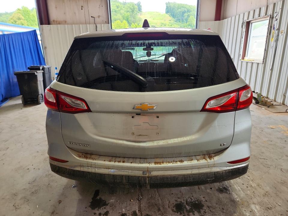Photo 6 from auction – 2021 CHEVROLET EQUINOX with VIN 2GNAXKEV1M6145066