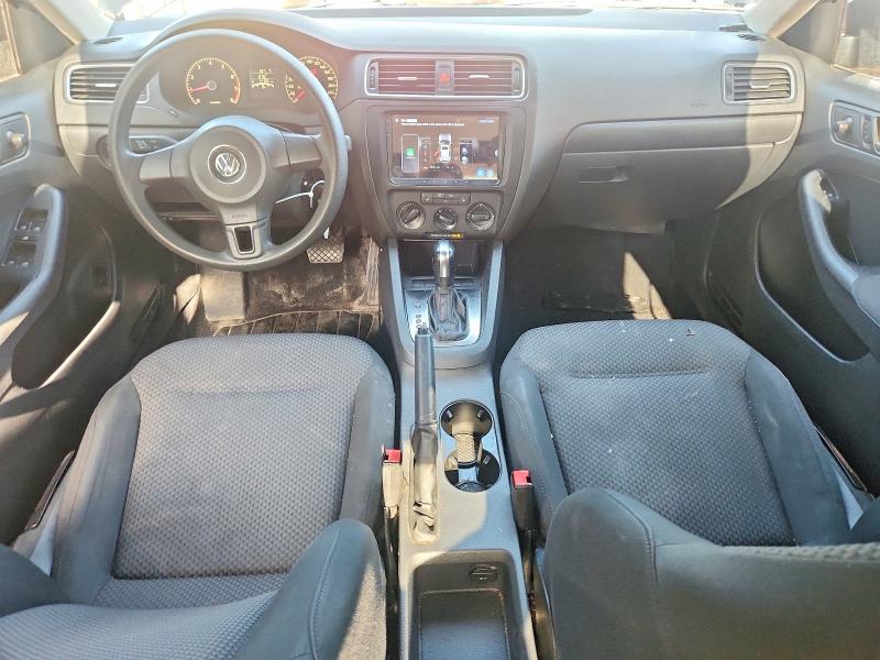 Photo 8 from auction – 2011 VOLKSWAGEN JETTA with VIN 3VW2K7AJ3BM376871