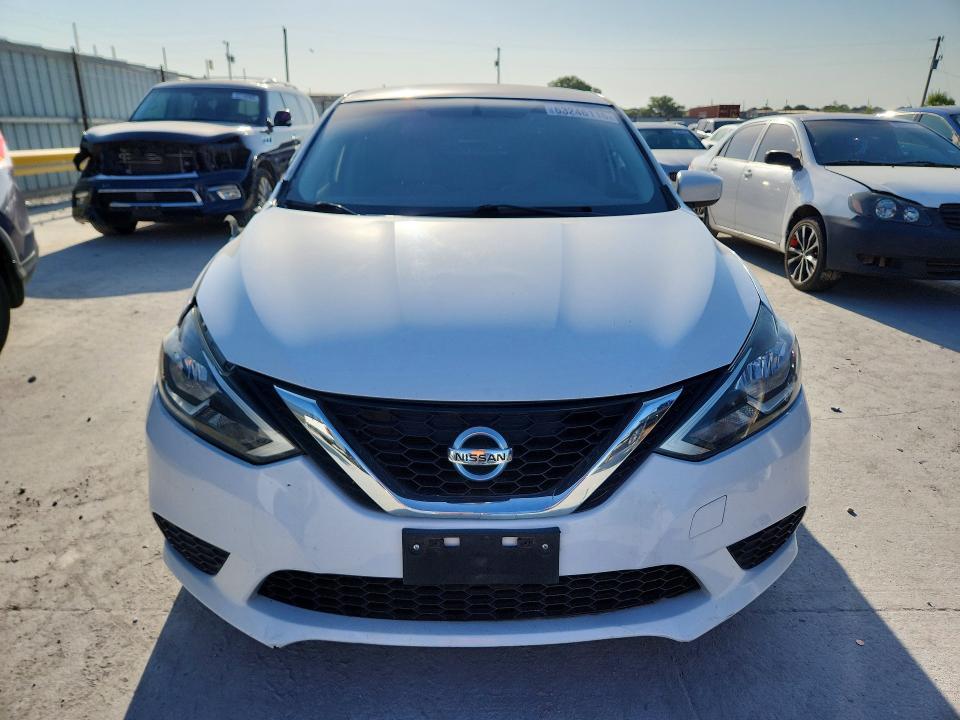 Photo 5 from auction – 2017 NISSAN SENTRA with VIN 3N1AB7AP5HY261728