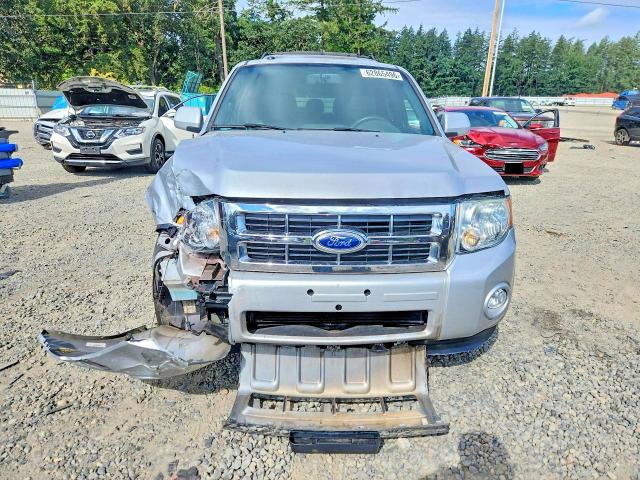 Photo 5 from auction – 2011 FORD ESCAPE with VIN 1FMCU9EG7BKA43457