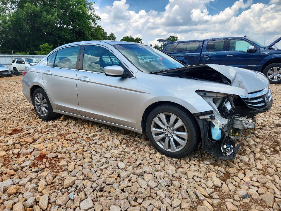 Photo 4 from auction – 2012 HONDA ACCORD with VIN 1HGCP2F71CA070406