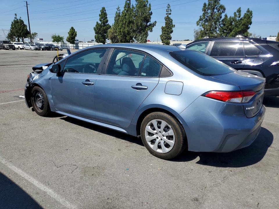 Photo 2 from auction – 2021 TOYOTA COROLLA with VIN 5YFEPMAE3MP215726