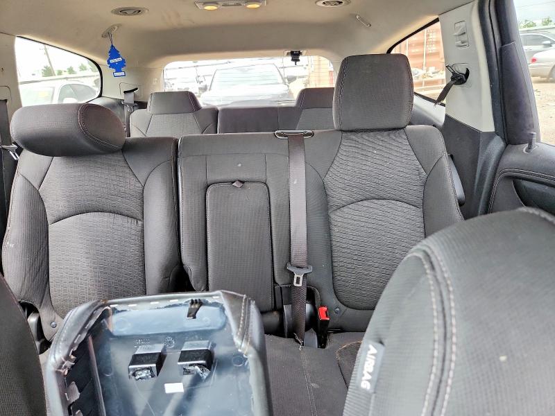 Photo 10 from auction – 2017 CHEVROLET TRAVERSE with VIN 1GNKRGKDXHJ301444
