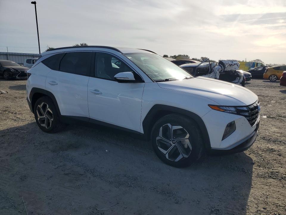 Photo 4 from auction – 2023 HYUNDAI TUCSON with VIN 5NMJF3AE7PH269041