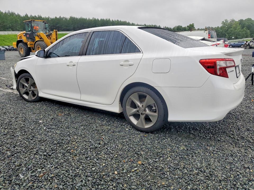 Photo 2 from auction – 2014 TOYOTA CAMRY with VIN 4T1BF1FK2EU472010