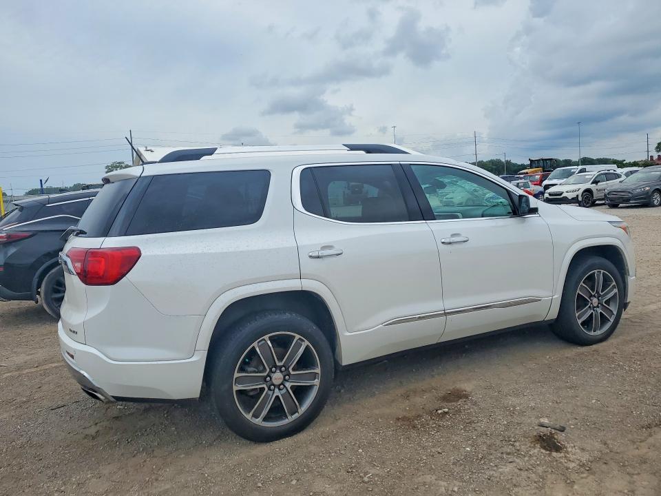 Photo 3 from auction – 2018 GMC ACADIA with VIN 1GKKNXLS6JZ180019