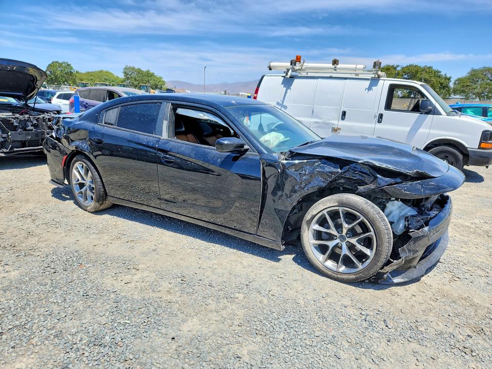 Photo 4 from auction – 2020 DODGE CHARGER with VIN 2C3CDXBG6LH150624