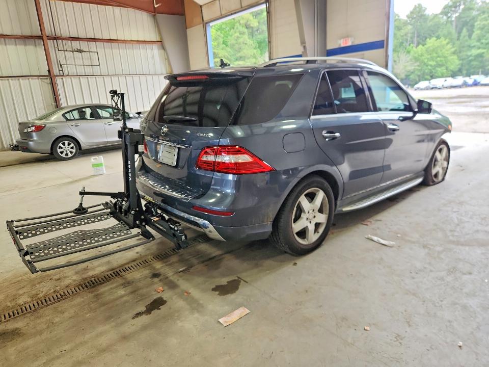 Photo 3 from auction – 2014 MERCEDES-BENZ ML with VIN 4JGDA7DB1EA412475
