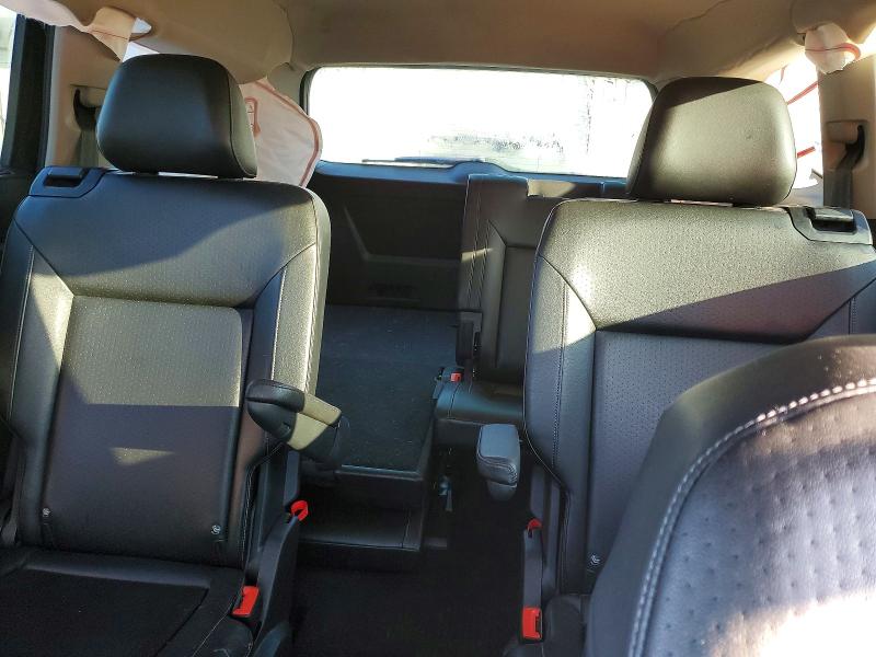 Photo 10 from auction – 2018 VOLKSWAGEN ATLAS with VIN 1V2MR2CA1JC518155