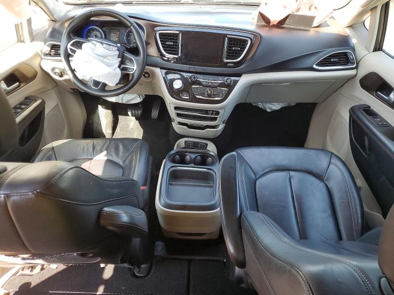Photo 8 from auction – 2017 CHRYSLER PACIFICA with VIN 2C4RC1BG7HR844844