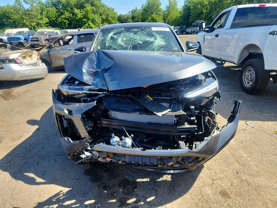 Photo 5 from auction – 2026 AUDI SQ5 with VIN WA1B5AGU8T2027720