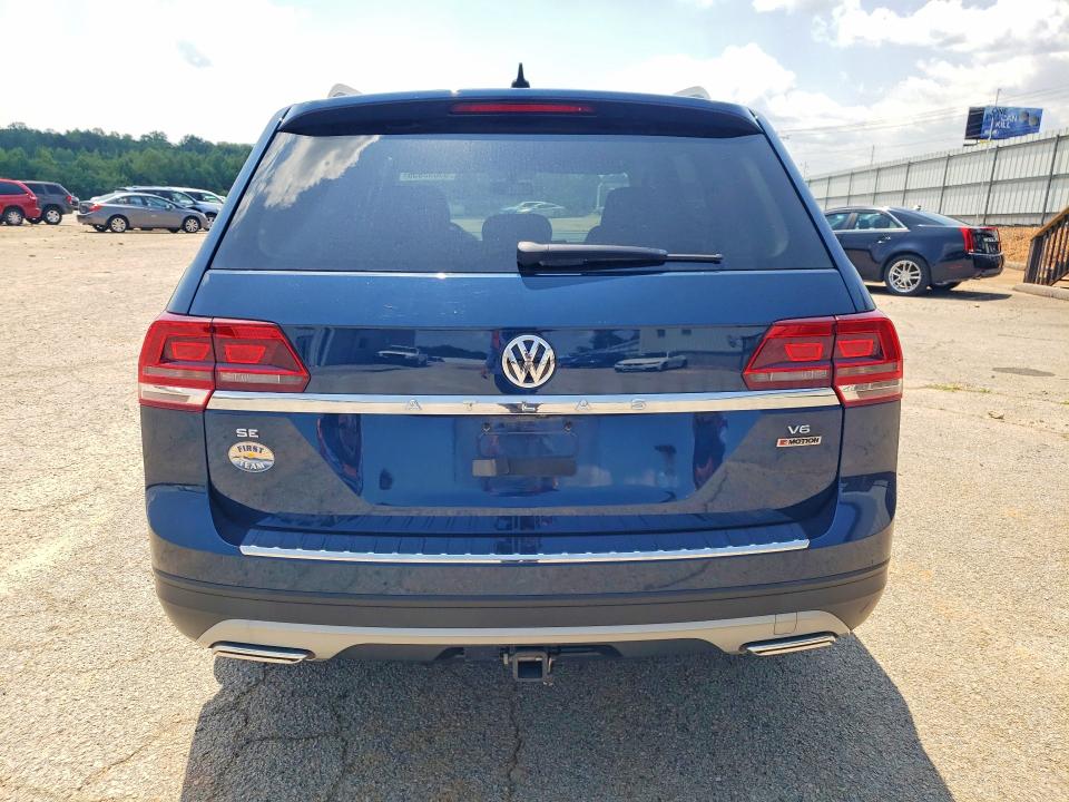 Photo 6 from auction – 2019 VOLKSWAGEN ATLAS with VIN 1V2LR2CA5KC612696
