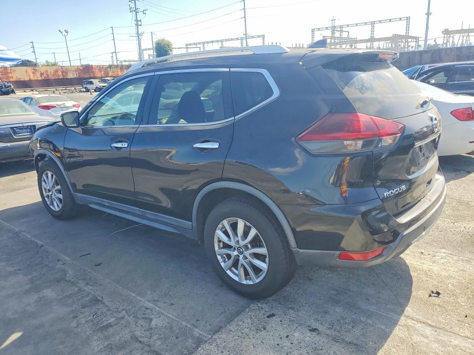 Photo 2 from auction – 2020 NISSAN ROGUE with VIN KNMAT2MT9LP513027