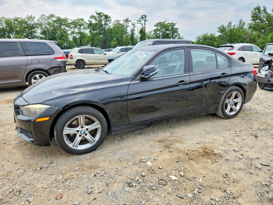 BMW 320 2014 with VIN WBA3C3G54ENS70458 - Photo from auction