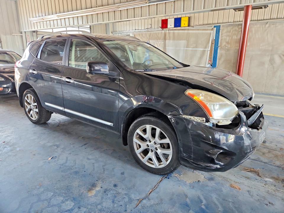 Photo 4 from auction – 2013 NISSAN ROGUE with VIN JN8AS5MV6DW650203