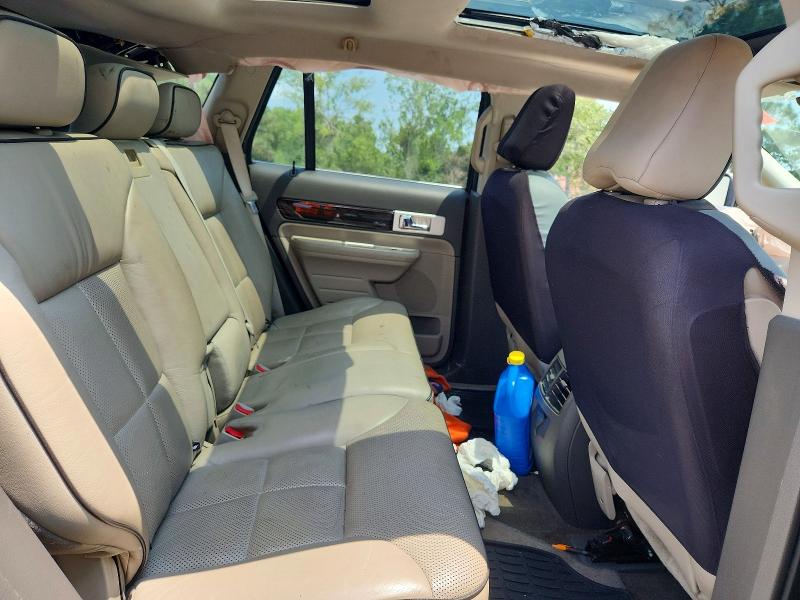 Photo 11 from auction – 2009 LINCOLN MKX with VIN 2LMDU68C49BJ09371