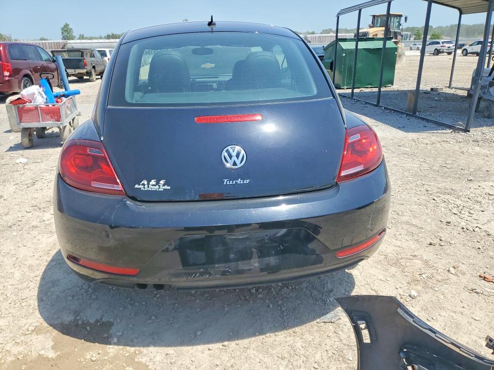 Photo 6 from auction – 2017 VOLKSWAGEN BEETLE with VIN 3VWF17AT9HM610333
