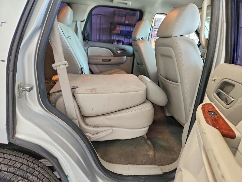 Photo 11 from auction – 2014 GMC YUKON with VIN 1GKS1CE06ER247756