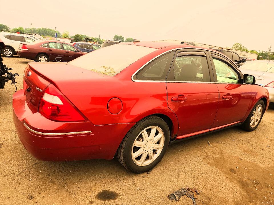 Photo 3 from auction – 2007 FORD FIVE HUNDRED with VIN 1FAHP25197G161742