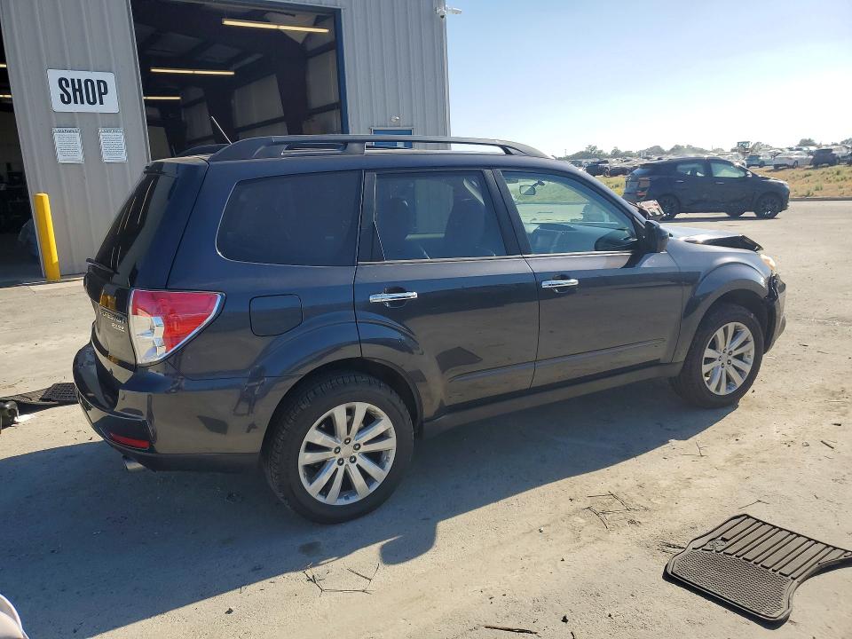 صورة رقم 3 من المزاد - 2012 SUBARU FORESTER مع VIN JF2SHAFC8CH457137