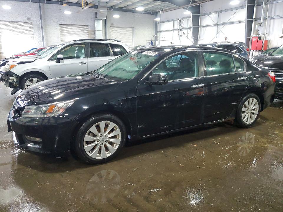 HONDA ACCORD 2014 with VIN 1HGCR2F76EA052903 - Photo from auction