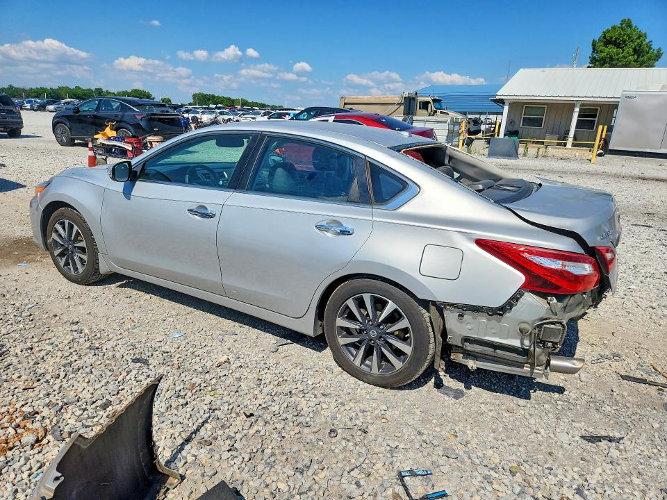 Photo 2 from auction – 2016 NISSAN ALTIMA with VIN 1N4AL3AP4GC261865