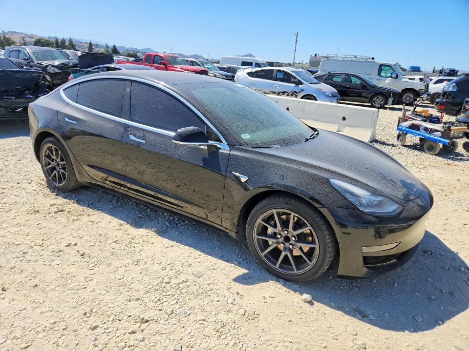 Photo 4 from auction – 2019 TESLA MODEL 3 with VIN 5YJ3E1EAXKF398392