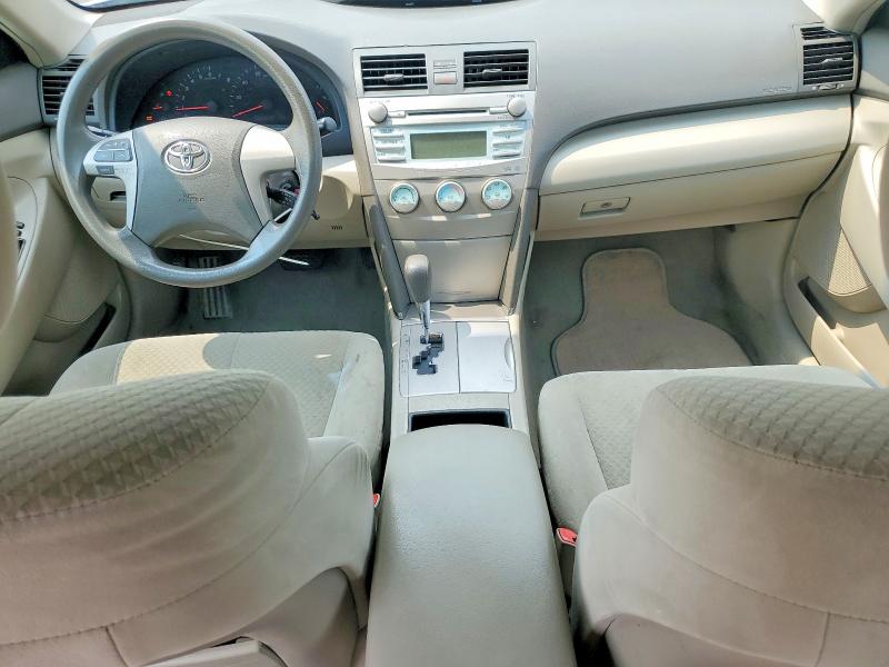 Zdjęcie 8 z aukcji – 2009 TOYOTA CAMRY z VIN 4T1BE46K09U869080