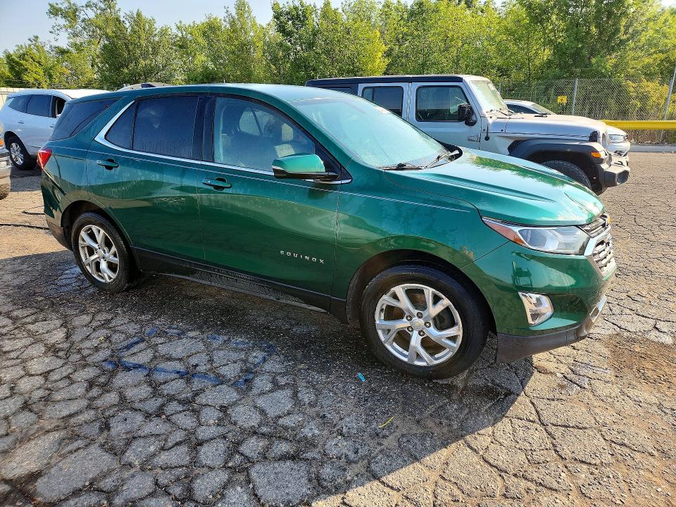 Photo 4 from auction – 2018 CHEVROLET EQUINOX with VIN 2GNAXKEX7J6165688
