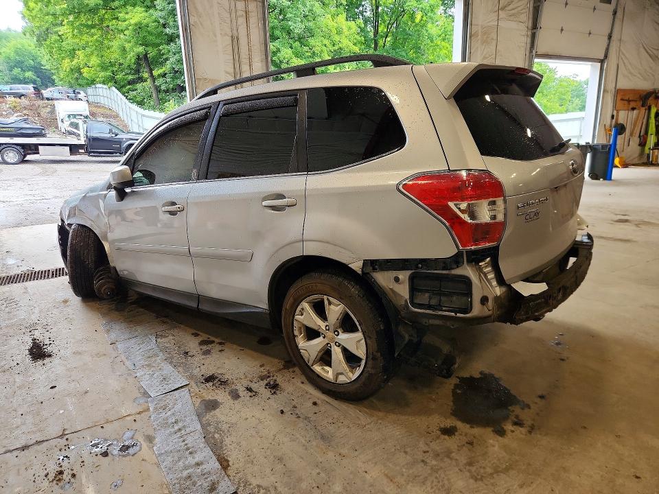 Photo 2 from auction – 2015 SUBARU FORESTER with VIN JF2SJAHC6FH567030