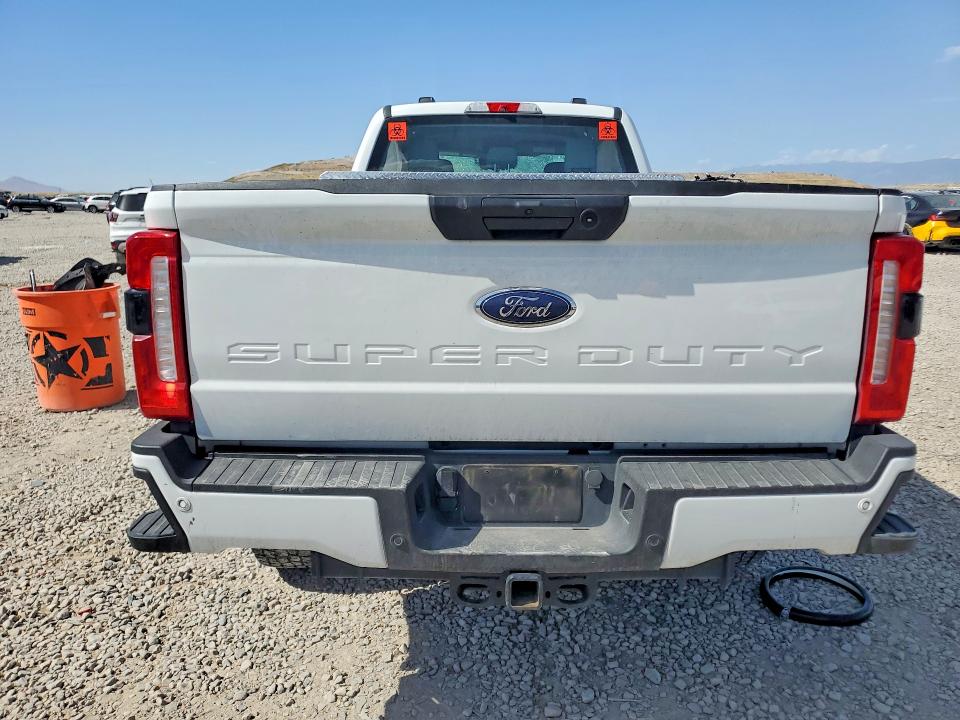 Photo 6 from auction – 2024 FORD F350 with VIN 1FT8W3BT6REC17269