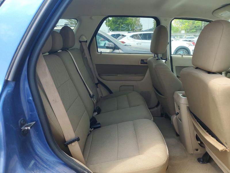 Photo 11 from auction – 2010 FORD ESCAPE with VIN 1FMCU0D70AKA07895