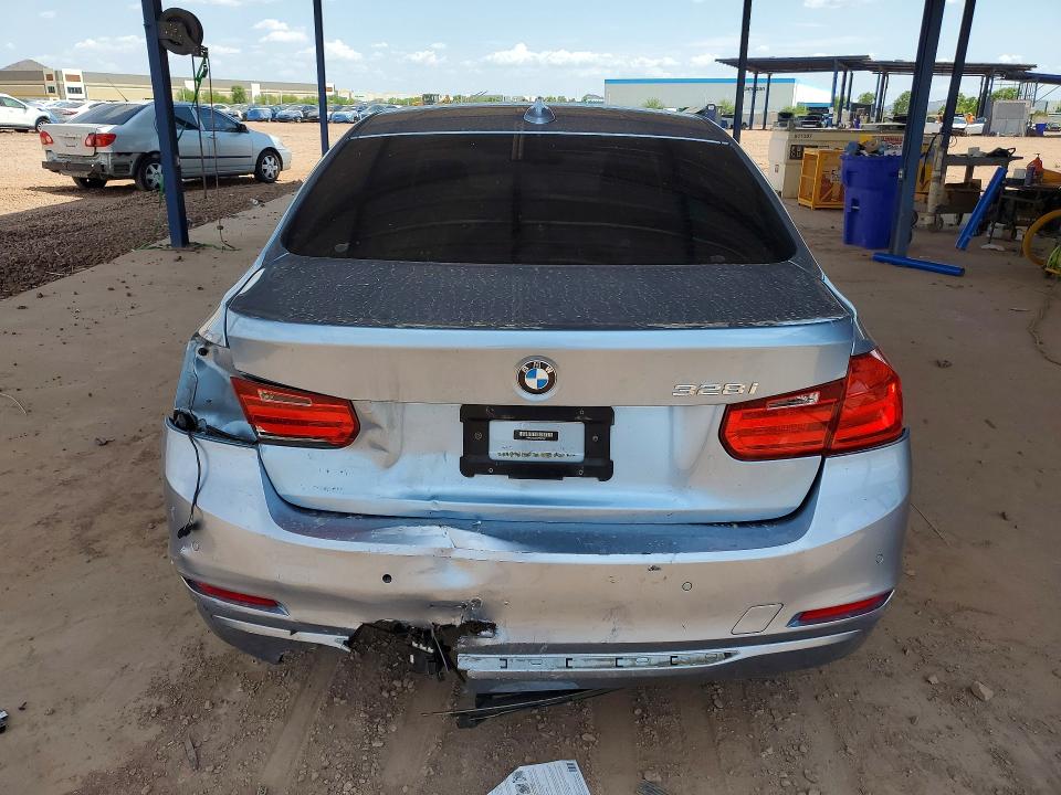 Photo 6 from auction – 2012 BMW 328 with VIN WBA3A5C55CF346641