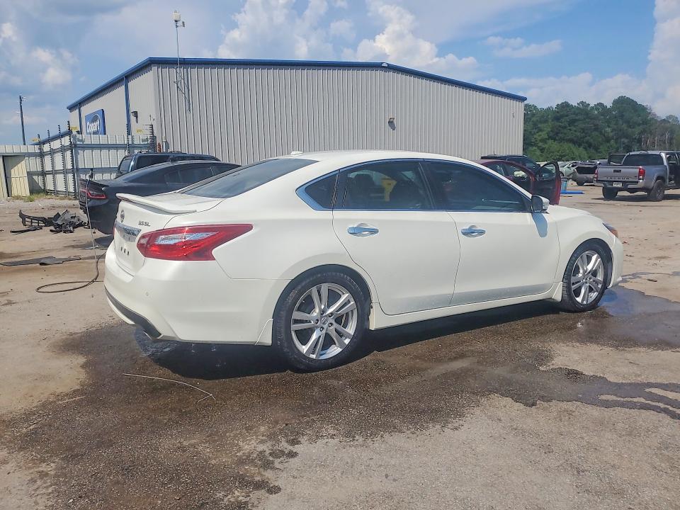 Photo 3 from auction – 2016 NISSAN ALTIMA with VIN 1N4BL3AP5GC163402
