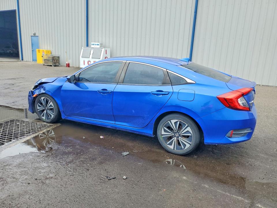 Photo 2 from auction – 2017 HONDA CIVIC with VIN 19XFC1F32HE027289