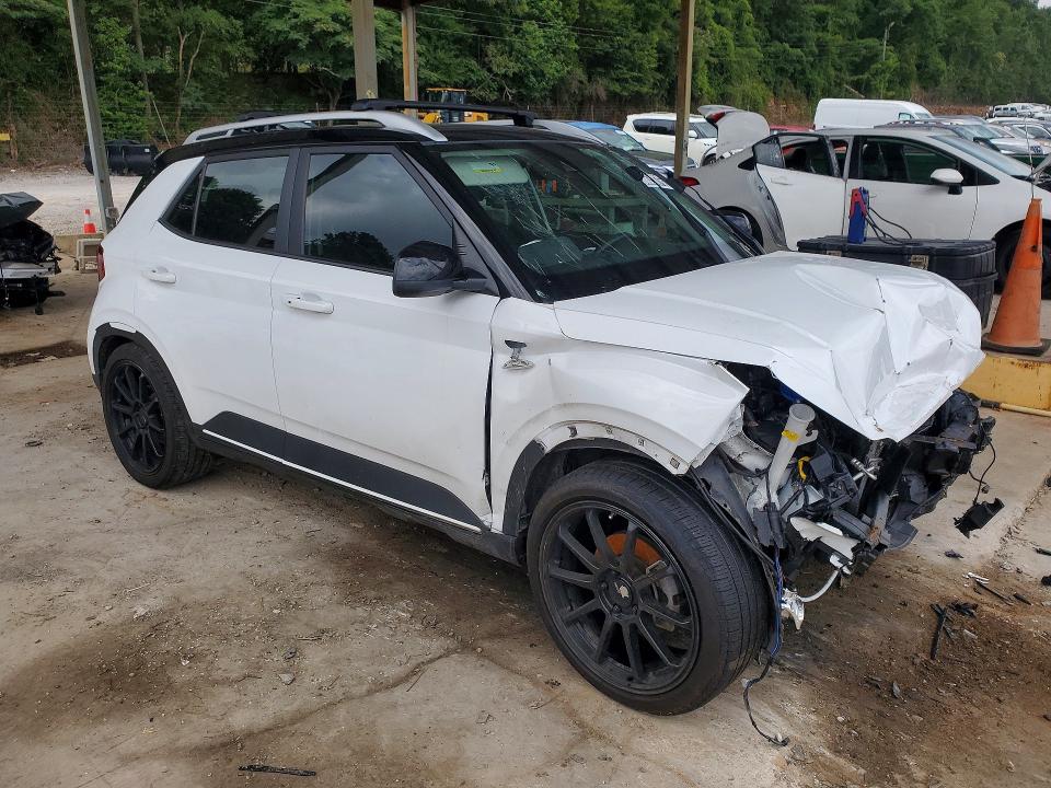 Photo 4 from auction – 2022 HYUNDAI VENUE with VIN KMHRC8A34NU163462