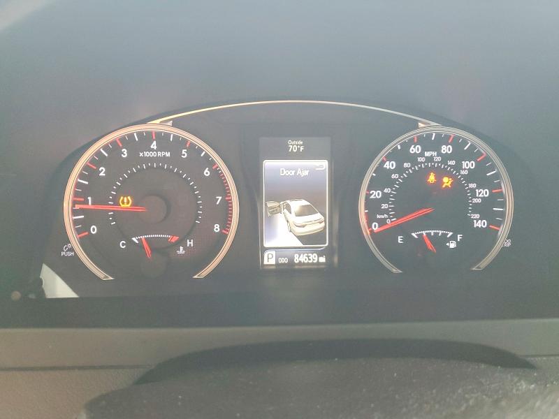 Photo 9 from auction – 2016 TOYOTA CAMRY with VIN 4T1BF1FK7GU251733