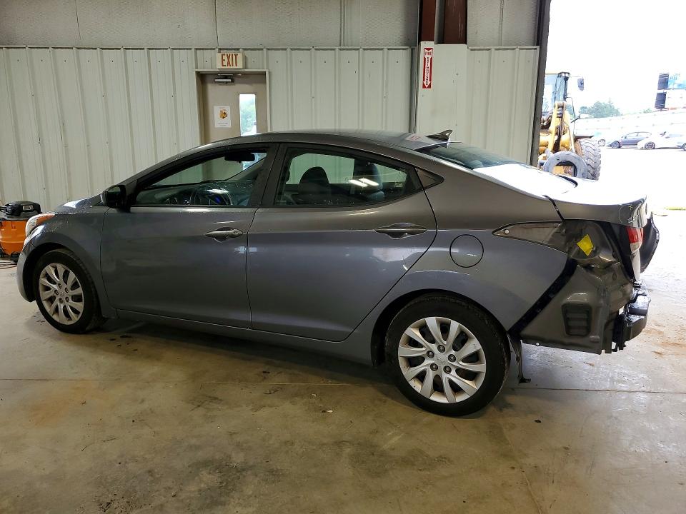 Photo 2 from auction – 2011 HYUNDAI ELANTRA with VIN 5NPDH4AE5BH036090