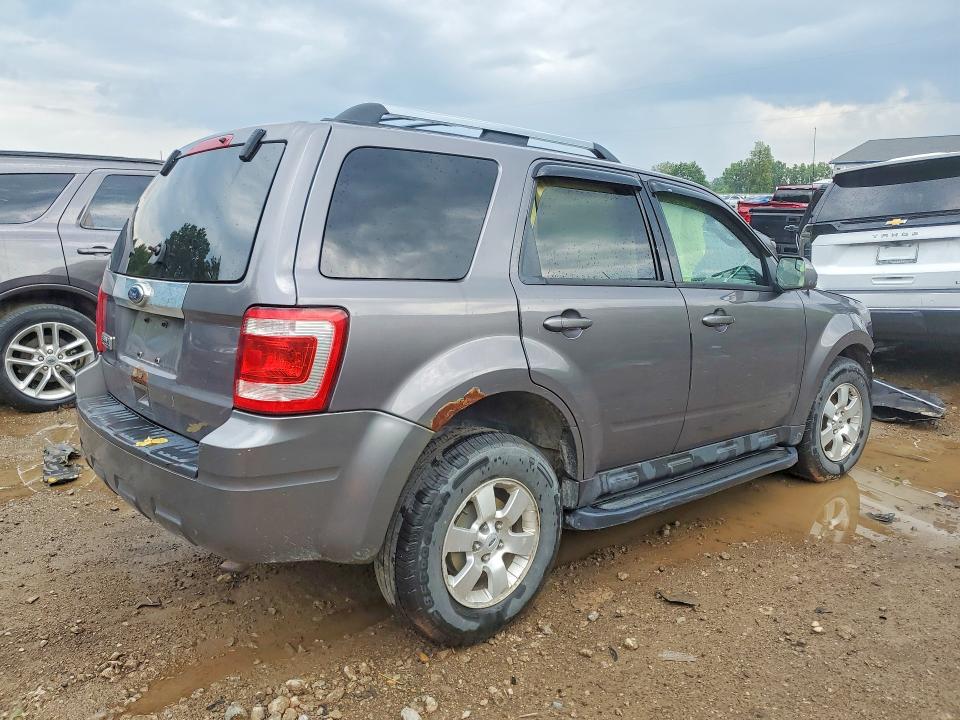 Photo 3 from auction – 2010 FORD ESCAPE with VIN 1FMCU9EG8AKA62355